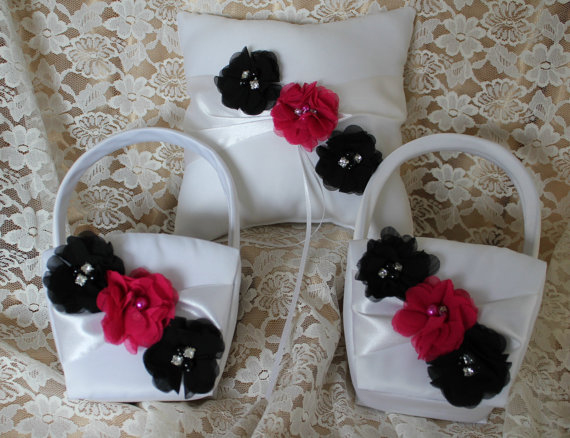 Hochzeit - 2 Flower Girl Baskets and 1 Pillow Ring Bearer Pillow-Black and Dark Pink
