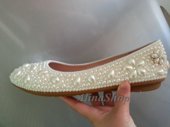Mariage - ivory flat shoes pearl flowers bridal flat shoes. prom flat shoes handmade custom wedding flat shoes bridesmaid flat shoes flats wedding