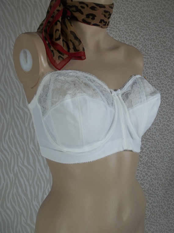 Wedding - vintage goddess bra pinup strapless brassiere 34DD 34 DD pin up boned push up bullet lace white under wire made 70s