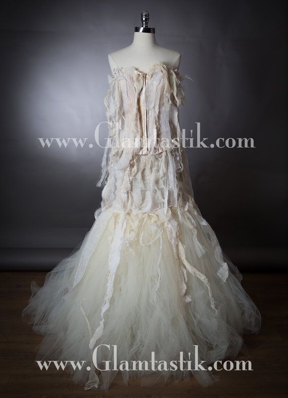 زفاف - Size Small Ivory Burlesque Zombie Mummy Corset Mermaid Style Dress Ready To Ship