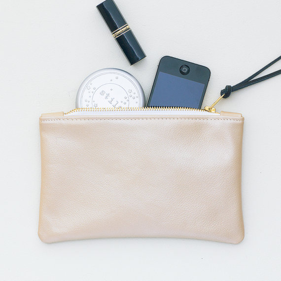 Свадьба - Taupe Leather Zipper Clutch, Zipper Pouch, Zipper Wallet, Cell Phone Pouch, Everyday Clutch, Wedding Clutch
