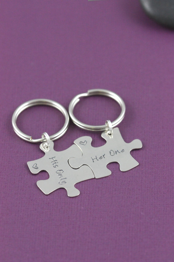 زفاف - SALE - Puzzle Keychains-Jigsaw Jewelry-Her One His Only - Anniversary Gift - Couples Gift - Engagement Gift - Bridal Shower Gift-Handstamped