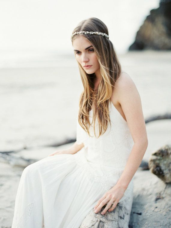 زفاف - Bridal Crown, Pearl And Crystal Crown With Looping Vine , Bridal Circlet, Bridal Headband – Style 6414