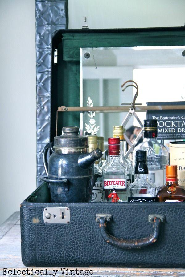 Hochzeit - Vintage Suitcase Bar