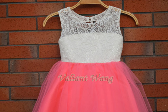 Свадьба - Lovely Ivory Lace Coral Pink  Tulle Flower Girl Dress Wedding Baby Girls Dress Rustic Baby Birthday Dress Knee Length