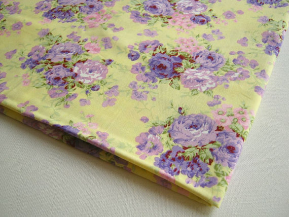 Свадьба - Vintage Yellow Cotton with Pink Violet Rose, Rose bouquet, Wedding, pink flower bunch, Dress, Girly Fabric, Table cover, pillow, Bag, CT054