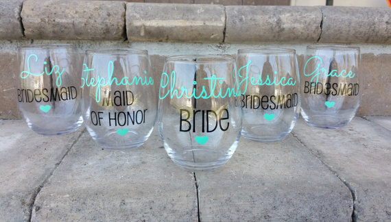 Свадьба - Personalized Bridesmaid Glasses, Bachelorette Party Glasses, Bridesmaid Gift