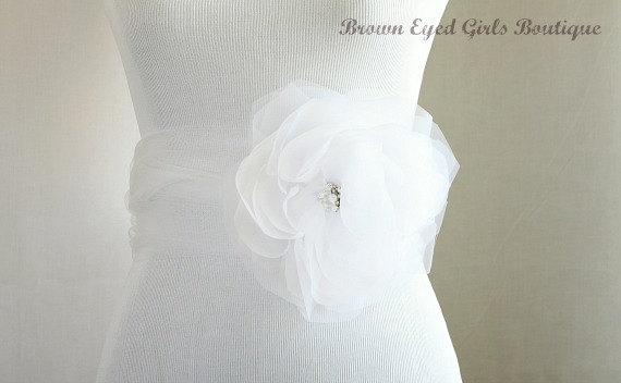 Mariage - White Organza Flower Bridal Sash, White Bridal Belt, White Wedding Belt