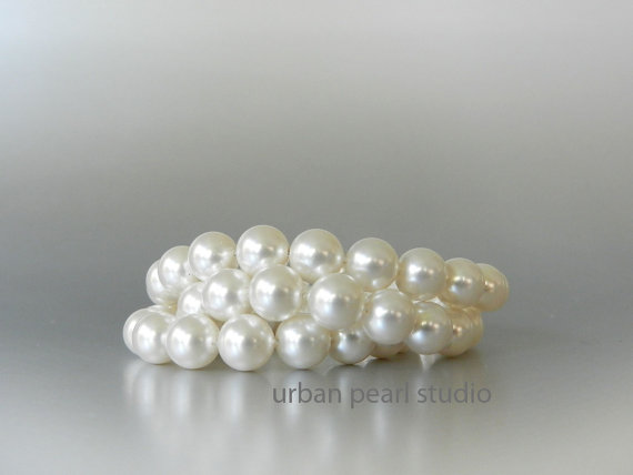 Свадьба - Bridal Pearl Bracelet, Multi Strand Pearl Bracelet, Bridesmaid Jewelry, Swarovski Pearls