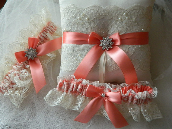 زفاف - Wedding Garter And Ringbearer Set Ivory And Coral With Chantilly Lace And Jewel Rhinestone