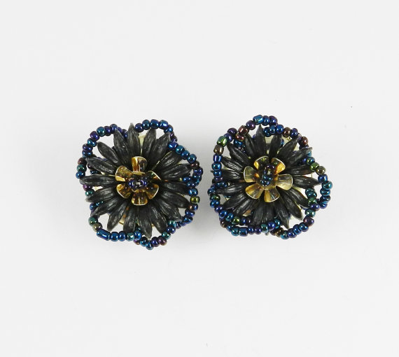 Hochzeit - Gorgeous Vintage Cluster Bead Earrings Jet Black AB Flower Gold Tone Beaded Resale Bridal Bouquet