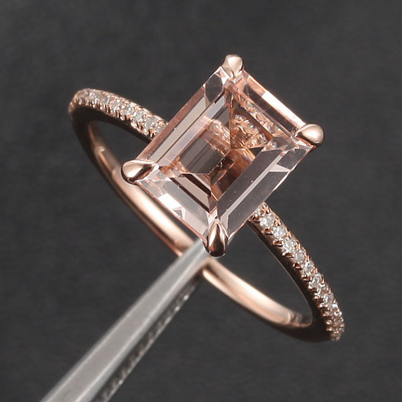 زفاف - Morganite with Diamonds Engagement Ring in 14K Rose Gold, 6x8mm Emerald Cut Morganite,Shank Claw Prongs Wedding Ring, Anniversary Ring