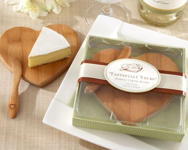 Wedding - Heart-Shaped Bamboo Cheese Board Favor
