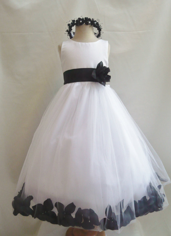 Свадьба - Flower Girl Dresses - WHITE with Black Rose Petal Dress (FD0PT) - Wedding Easter Bridesmaid - For Baby Children Toddler Teen Girls