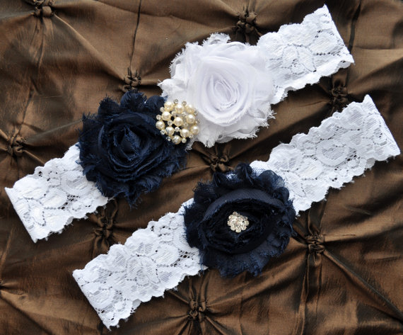 Mariage - Something Blue Wedding Garter Set, Navy Bridal Garter Set - White Lace Garter, Keepsake Garter, Toss Garter, Shabby Chiffon White Navy Blue