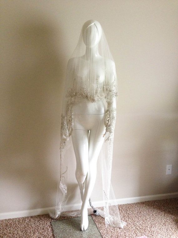 Hochzeit - Silk Wedding Veil - Art Deco Version-2 (Made To Order)