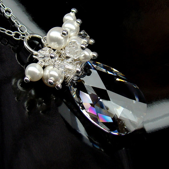 زفاف - Crystal Bridal Necklace, Clear Pear Swarovski Crystal White Pearls Necklace Sterling Wire Wrapped Wedding Jewelry, Bridesmaids Necklace