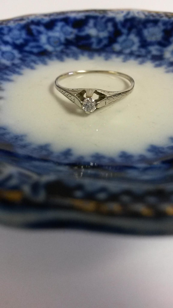 زفاف - Estate Antique 20k White Gold .10ct Diamond Ring Antique Filigree Engagement Wedding Promise Sweetheart 1900's