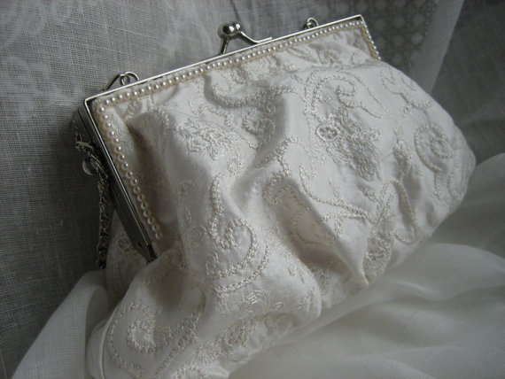 زفاف - Clutch Bag - Ivory Silk Dupion and Antique Lace - Wedding