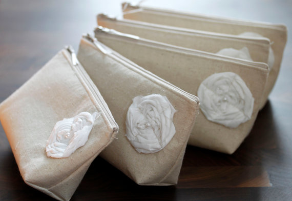 Wedding - Set of 6 nuetral raw linen Bridesmaid Clutches, Clutch Purse, Fall Wedding, Rustic Wedding, Bridesmaid Gifts -  Set of 6 PLUS ONE FREE
