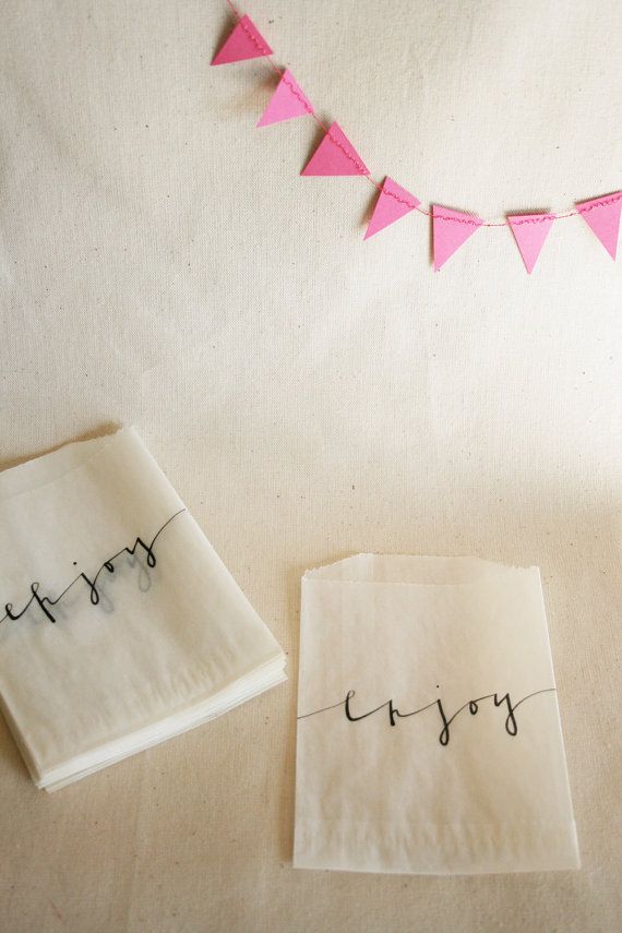 Mariage - Glassine Favor Bags With Custom Calligraphy