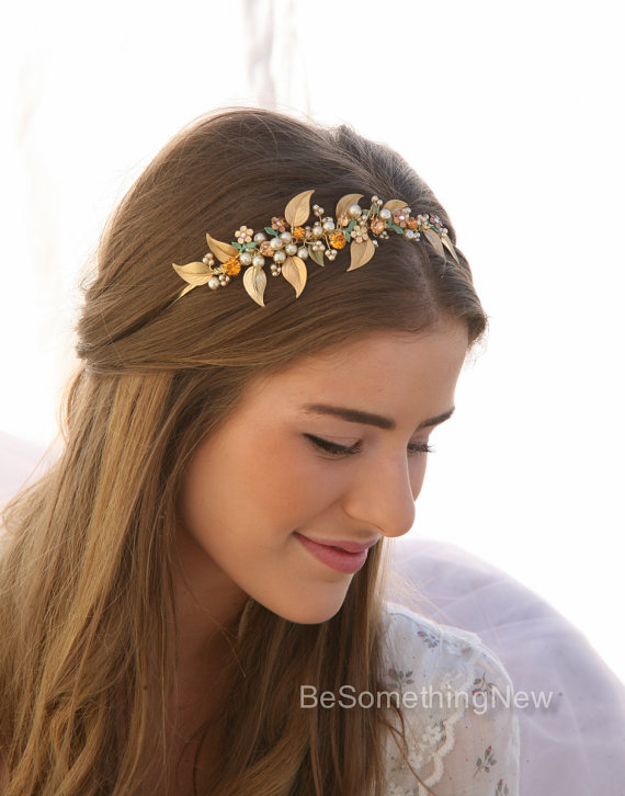 زفاف - One of a Kind Gold Wedding Beaded Tiara with Vintage Jewelery Brass Leaves and Champagne Pearls Vintage Wedding Hair Accessory Gold Headband