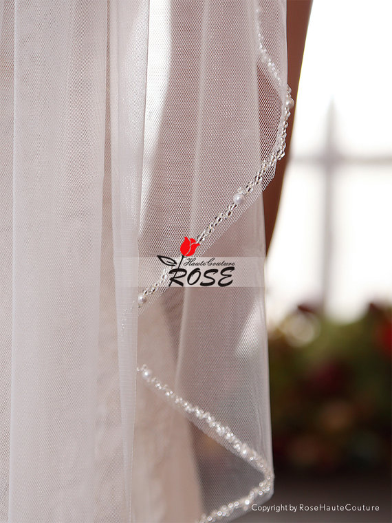 زفاف - Sheer Beads Wedding Veil Tulle Bridal Veil Hip Length with Comb Style BV065