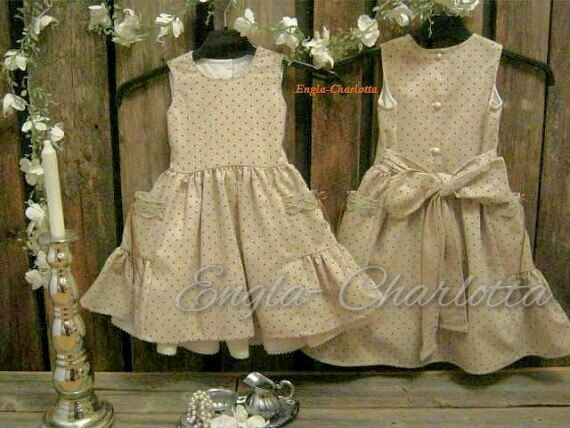 Wedding - Girls pocket dress. Toddler brown polka dot dress. Toddler girls dresd. Rustic flower girl dress. Toddler birthday. Country flower girl