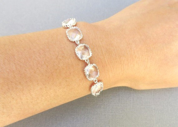 Hochzeit - Silver Clear Crystal Bracelet. Crystal Bracelet. Chain Bracelet. Bridesmaid Gift. Bridesmaid Jewelry. Wedding Gift.Bridal Bracelet.Bracelet