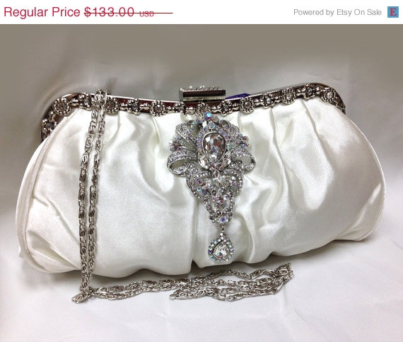 Hochzeit - Bridal clutch, wedding clutch, Crystal clutch, vintage inspired evening bag,Ivory clutch, bridal bag, bridesmaid bag, bridesmaid clutch