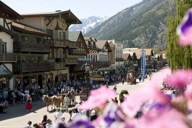 Hochzeit - 18 Of The Most Charming Small Towns Across America