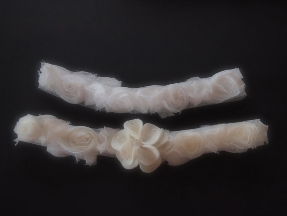 Hochzeit - Wedding Garter Set Ivory
