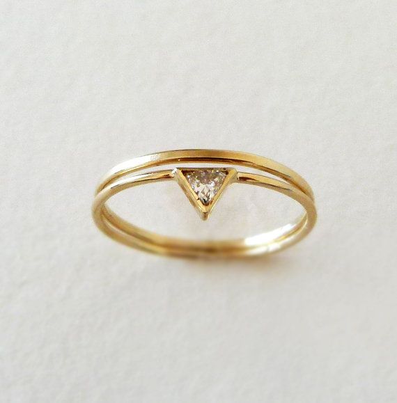 Hochzeit - 0.25 Carat Trillion Diamond Ring - Diamond Engagement Ring - 18k Solid Gold