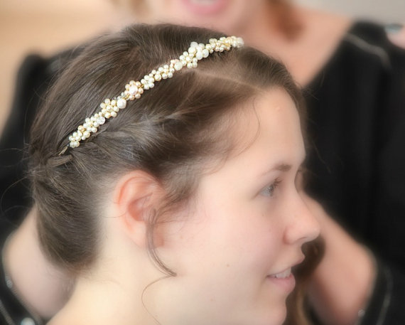 Mariage - BRIDAL PEARL TIARA, Ivory or White Pearl Tiara, Bridal Pearl Crown Headband, Wedding Hair crown ivory or white Pearls, Pearl Wreath, Naama