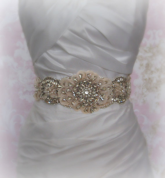 زفاف - Swarovski Crystal Sash in Blush with Pearls, Bridal Sash with Organza Flowers, Rhinestone Wedding Belt, Peachy Pink Champagne - WHISPER