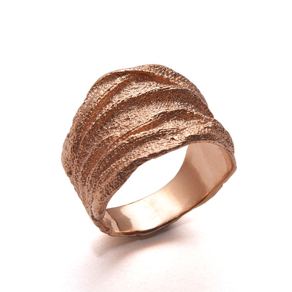 Mariage - 18k Rose Gold Ring , Handmade ring, Unisex Ring , Wedding Ring , Wedding Band, groom gold ring, Recycled gold, antique, art nouveau, vintage