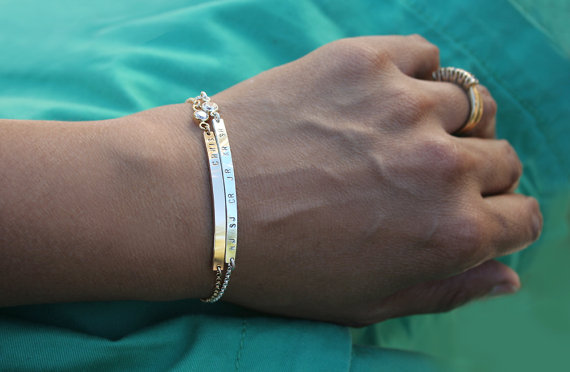 Свадьба - Sterling silver CZ nameplate bracelet - Personalized skinny bar bracelet with tiny font - Slim nameplate bracelet - Name bar - ID bracelet