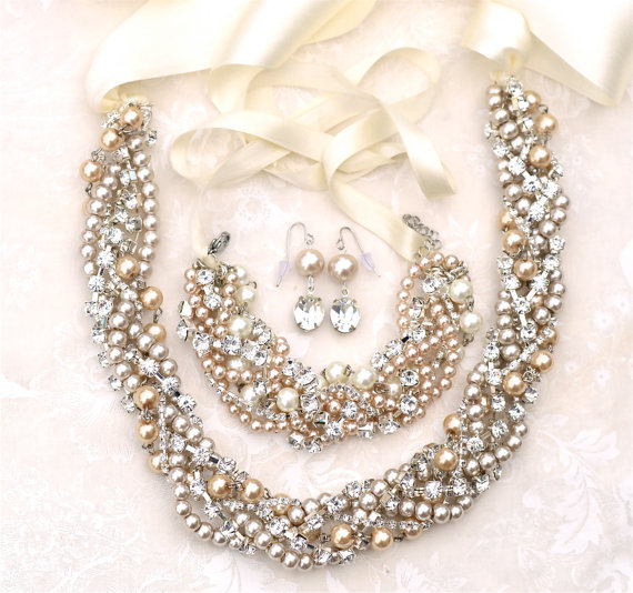 زفاف - Chunky Pearl Wedding Set, Champagne Pearl and Rhinestone Wedding Jewelry Set, Statement Necklace, Bracelet & Earrings, Ribbon Necklace