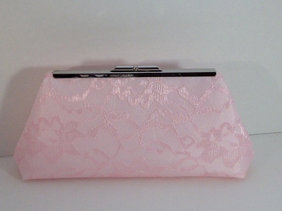 Свадьба - Soft Pink Lace Clutch Purse with Silver Tone  Finish Snap Close Frame/Bridal Lace Clutch/Bridesmaid Clutch/Wedding Clutch