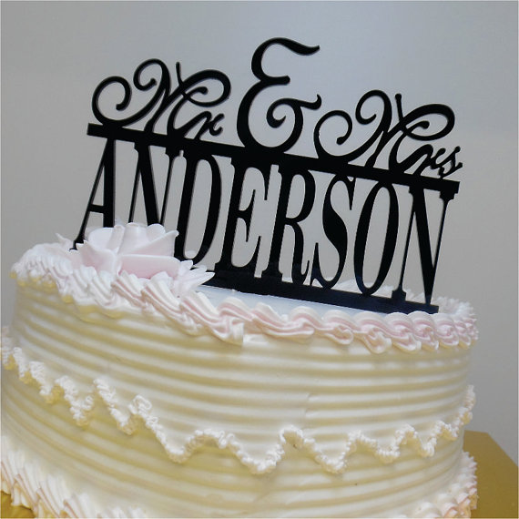 Свадьба - Acrylic Wedding Cake Topper With Your Last Name (  Laser Cut Mr And Mrs Personalized Cake Topper ) Custom Laser Cut Unique Cake Topper