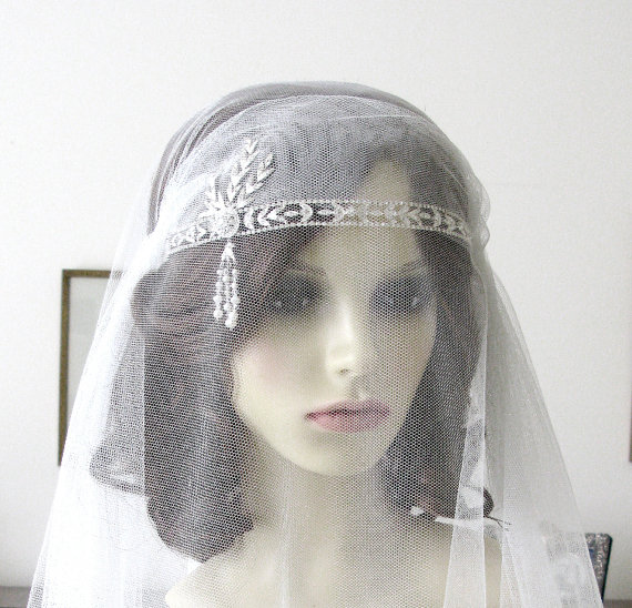 Hochzeit - Great Gatsby style veil -  couture bridal cap veil -1920s wedding  veil - Savoy