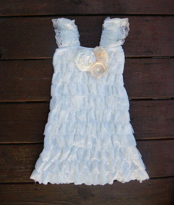 Hochzeit - Flower girl dress, Lace girl dress. Vintage style flowergirl dress, Rustic flower girl dress, Country wedding. Rustic baby dress