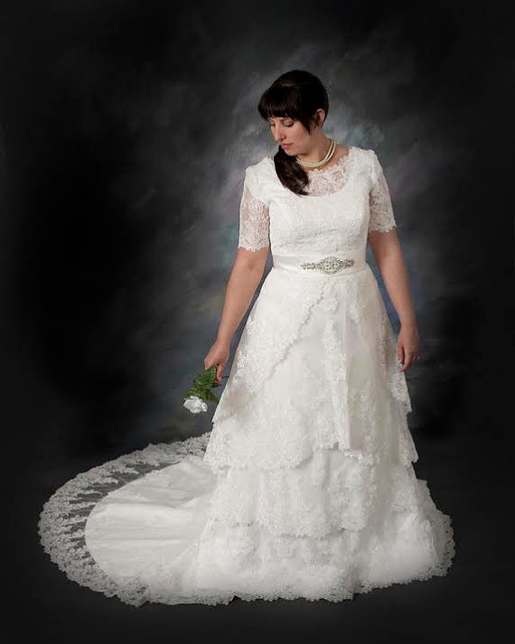 Hochzeit - Plus Size Modest Lace Wedding Dress with Round Jewel Neck Vintage Lace Wedding Dress with Sleeves
