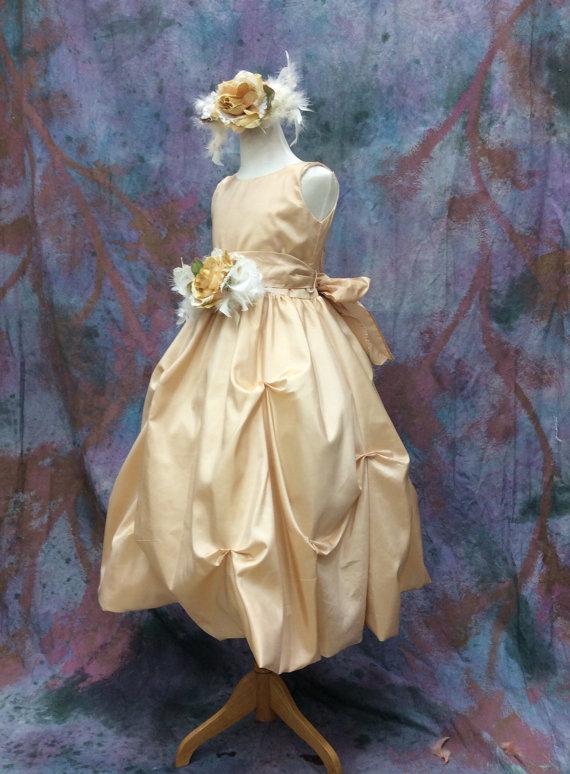 Свадьба - Flower girl dress//pick up skirt//junior brides made//special,occasion dress//wedding//