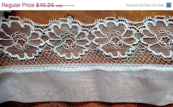 Hochzeit - 3DAY SALE Over 3.5 Yards of Vintage Sheer Nylon White Lace Scalloped Lace Wedding Lace Bridal Lace Romantic Wedding Dress Lingerie Petticoat
