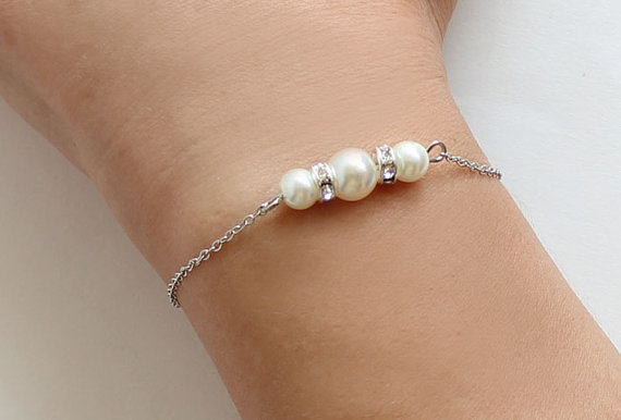 Mariage - Bridesmaid pearl bracelet wedding gift bridal jewelry silver plated chain rondelles