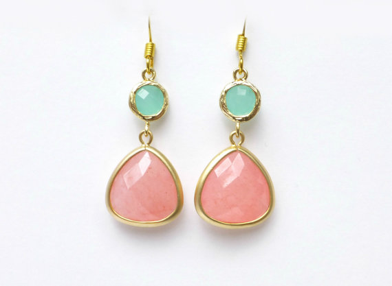 زفاف - Coral and Mint Earrings - Pink Coral Dangle Earrings - Coral and Aqua Wedding Jewelry - Coral bridesmaid Jewerly Gift - Bridal Gift