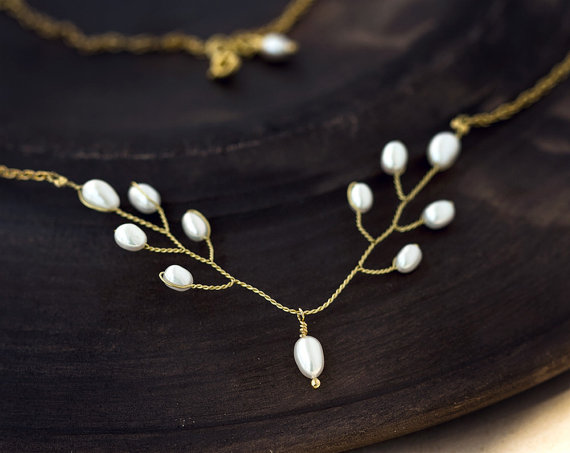 Wedding - Pearl necklace, Bridal pearl necklace, Necklace with pearl, Gold jewelry, Twig necklace, Wedding jewelry, Bridesmaid necklace, Pearl jewelry