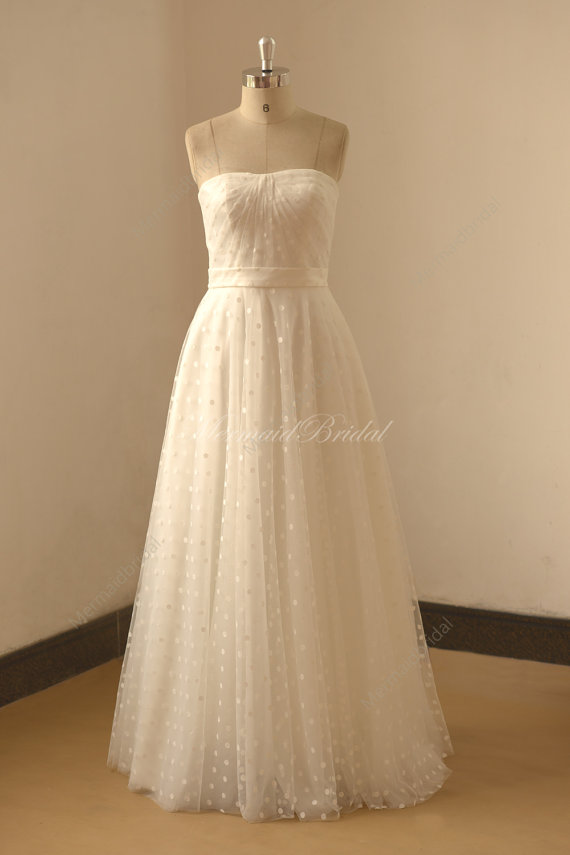 زفاف - Romantic Ivory A line dots tulle wedding dress with vintage lovely buttons