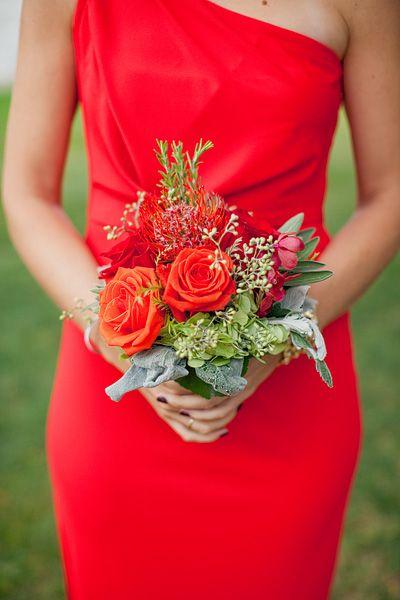 Hochzeit - Red Bridesmaids Dress And Fall Bouquet